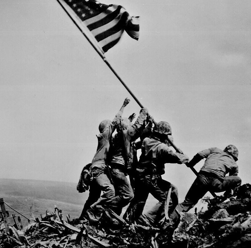 Flag raising on Iwo Jima