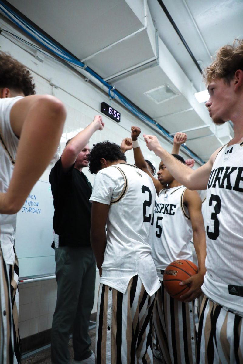 senior jaylend parks taking over the huddle before the dogs take the court
